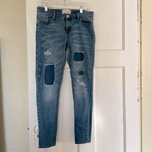Cafe Denim - Distressed Mid-Rise Skinny Jean w/patchwork details - size 11/12